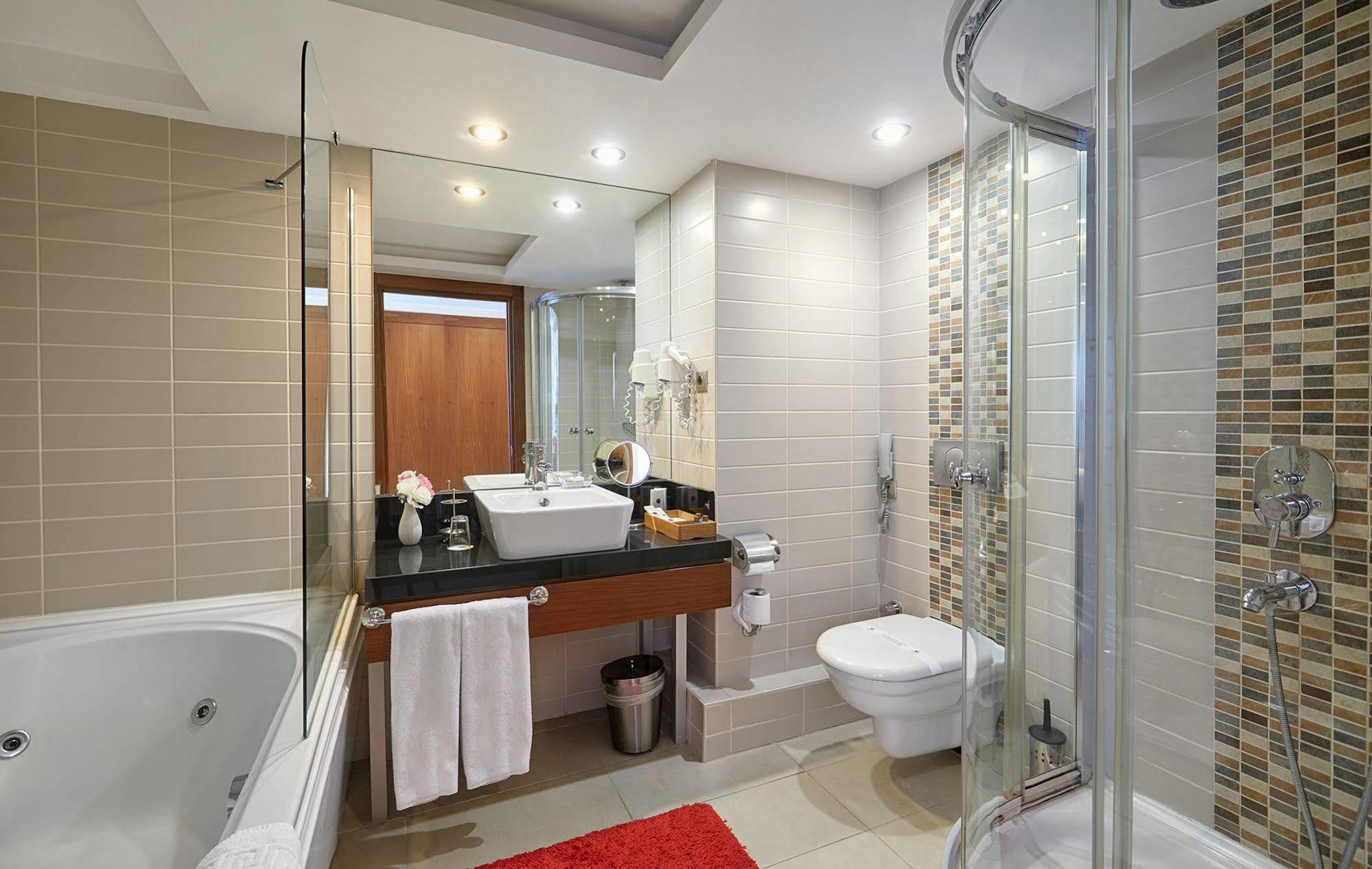 Kordon Hotel Pasaport İzmir Ngoại thất bức ảnh